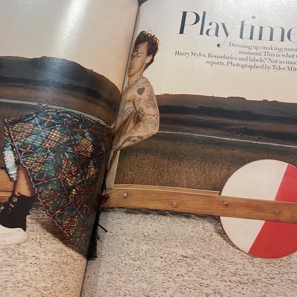 Vogue Magazine- Dec2020 issue- Harry Styles ๐๐๐๐ - Picture 4 of 6